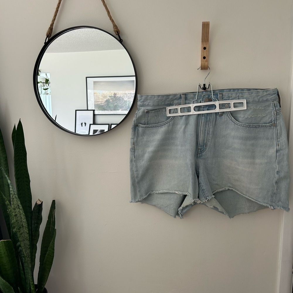 Madewell - The Momjean Short 4”